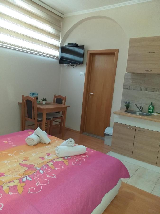 Sun City Apartments Trebinje Exterior photo
